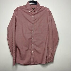 Eddie Bauer wrinkle resistant relaxed fit button down shirt size medium